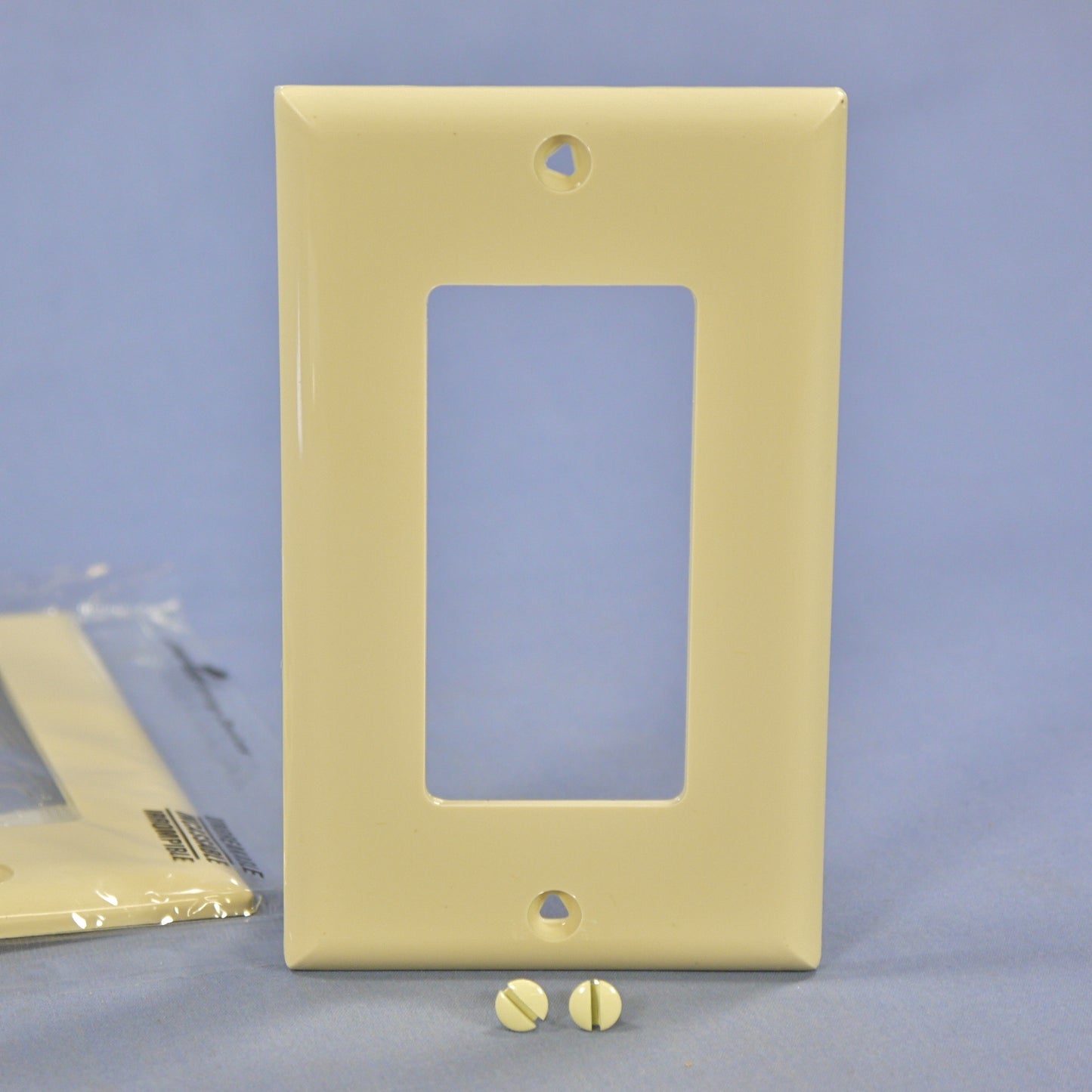 Cooper 5151V Ivory Standard 1-Gang Decorator GFCI Nylon Wallplate Covers 3-Pack