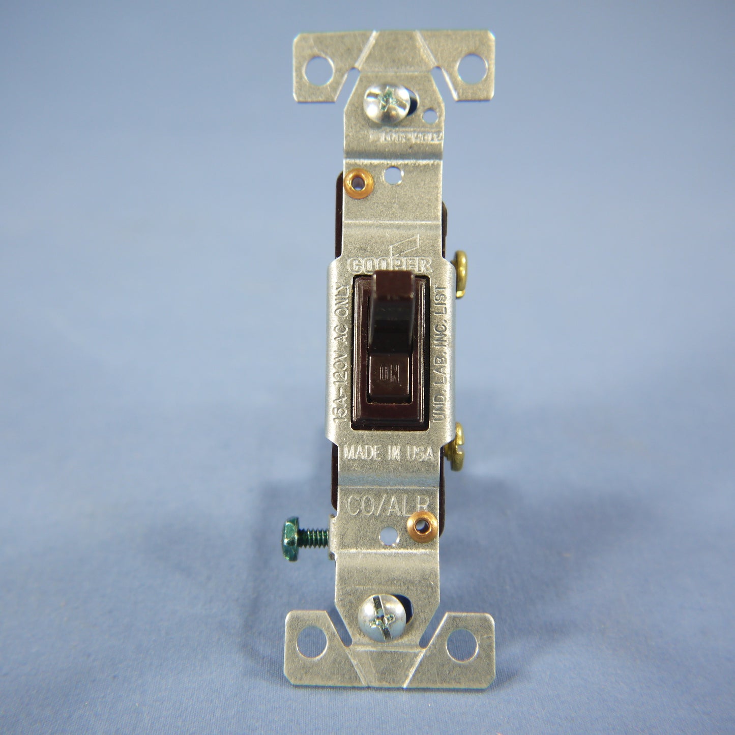 Cooper Brown Single Pole Toggle Wall Light Switch CO/ALR Aluminum 15A 5221-7B