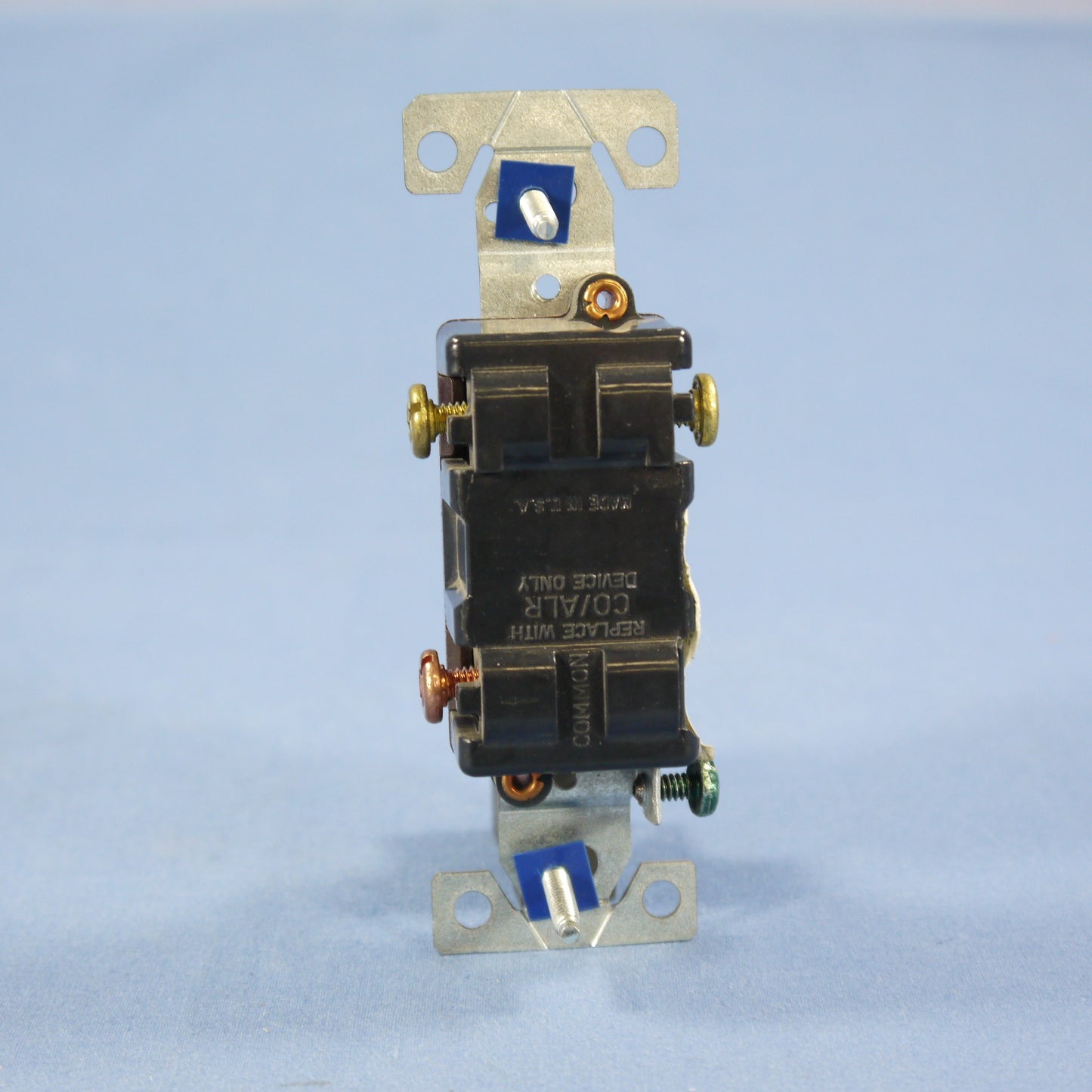 Cooper Brown 3-Way Toggle Wall Light Switch CO/ALR Aluminum Wiring 15A 5223-7B