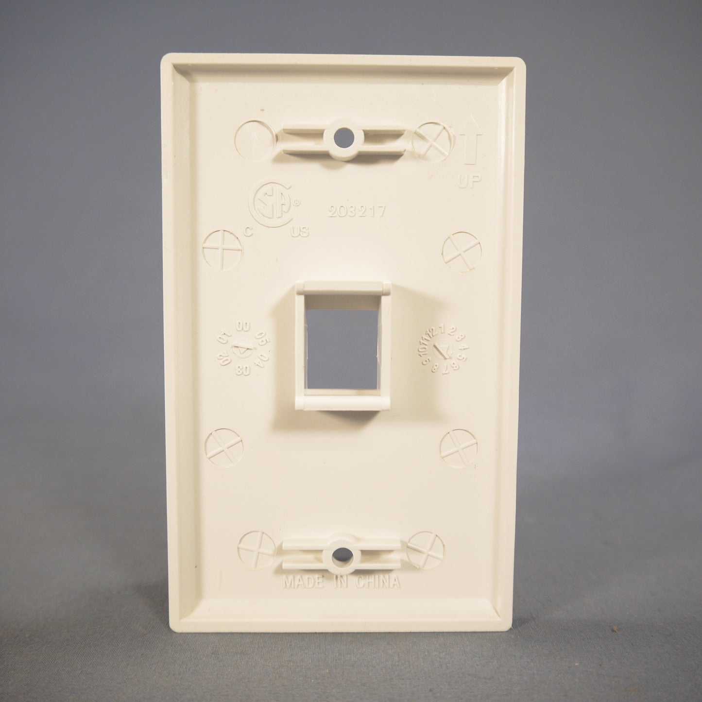 Cooper 5510-5EW White 1-Gang Modular 1-Port Thermoplastic Wallplate Flush Mount