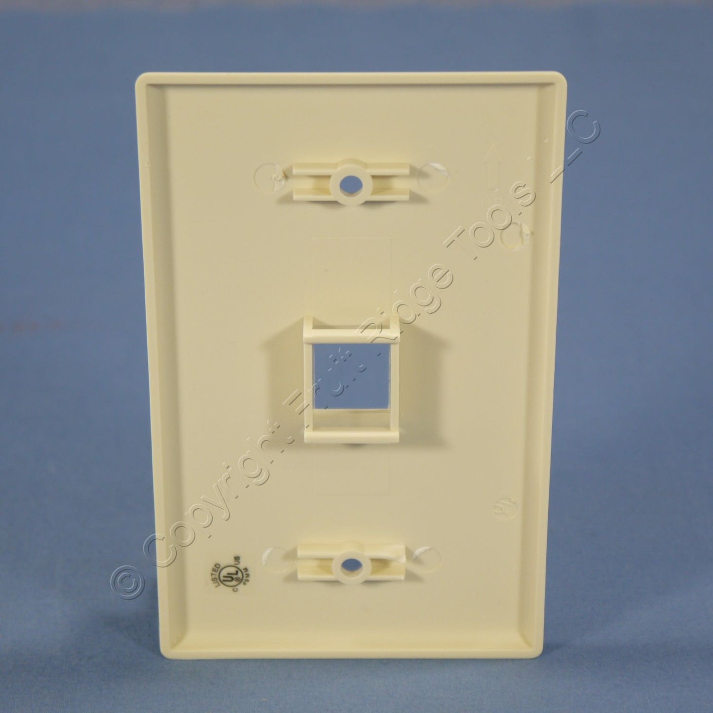 Cooper 5510A Almond 1-Gang Mid-Size 1-Port Thermoplastic Nylon Wallplates 10pcs