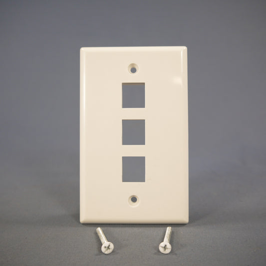 Cooper 5530-5EW White 1-Gang Modular 3-Port Nylon Wallplate Cover Flush Mount