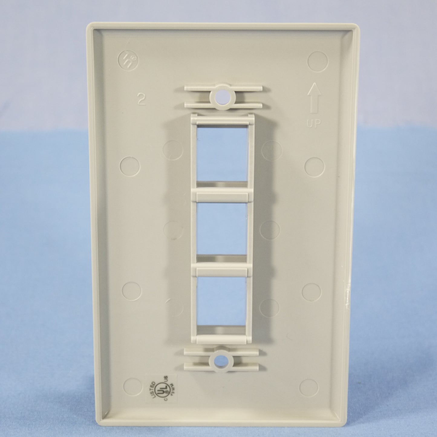 Cooper 5530GY-MSP Gray 1-Gang 3-Port Nylon Wallplate Mid-Size Flush Mount Cover