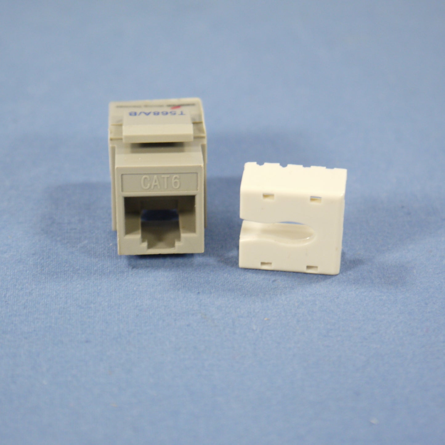 Cooper Gray Cat 6 Snap-In Modular Data Jack 110 Style 8-Position RJ45 5546-6GY