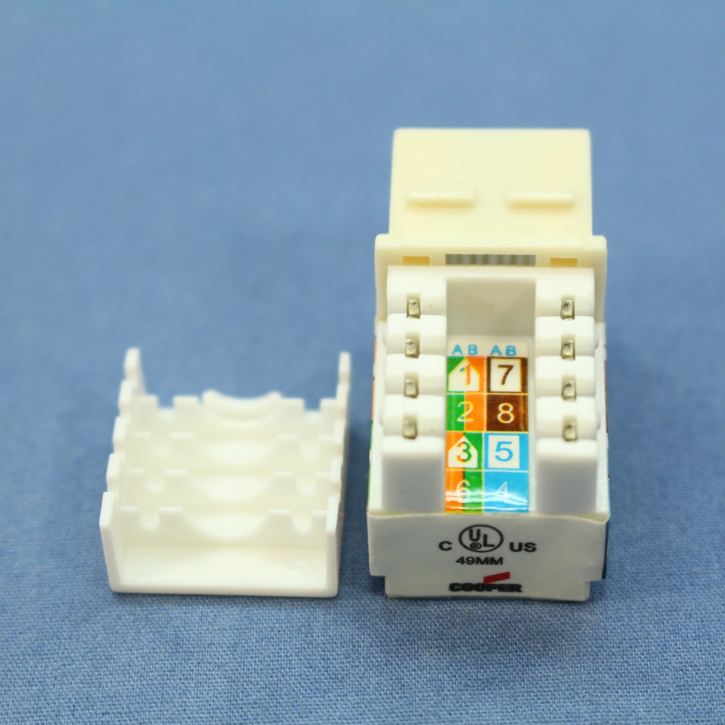 Cooper Almond Cat 5e Snap-In Modular Jack 110 Style RJ45 8-Position 5547-5EA