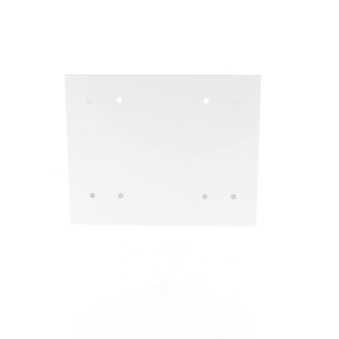 Cooper 5591 White 4-Outlet Recessed AC Accessry Box for 5576-E18 E36 Enclosures