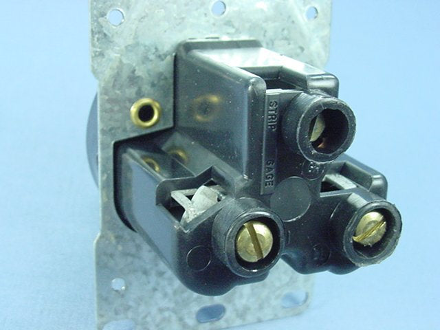 Cooper Flush Mount Power Receptacle Outlet Oven Welder Nema 6-30R 30A 250V 5700N