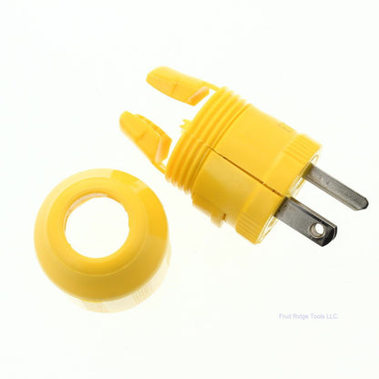 Cooper Yellow Nylon Male Quickeze Corrosion Resistant Plug 15A 125V 2P3W 5965VCR