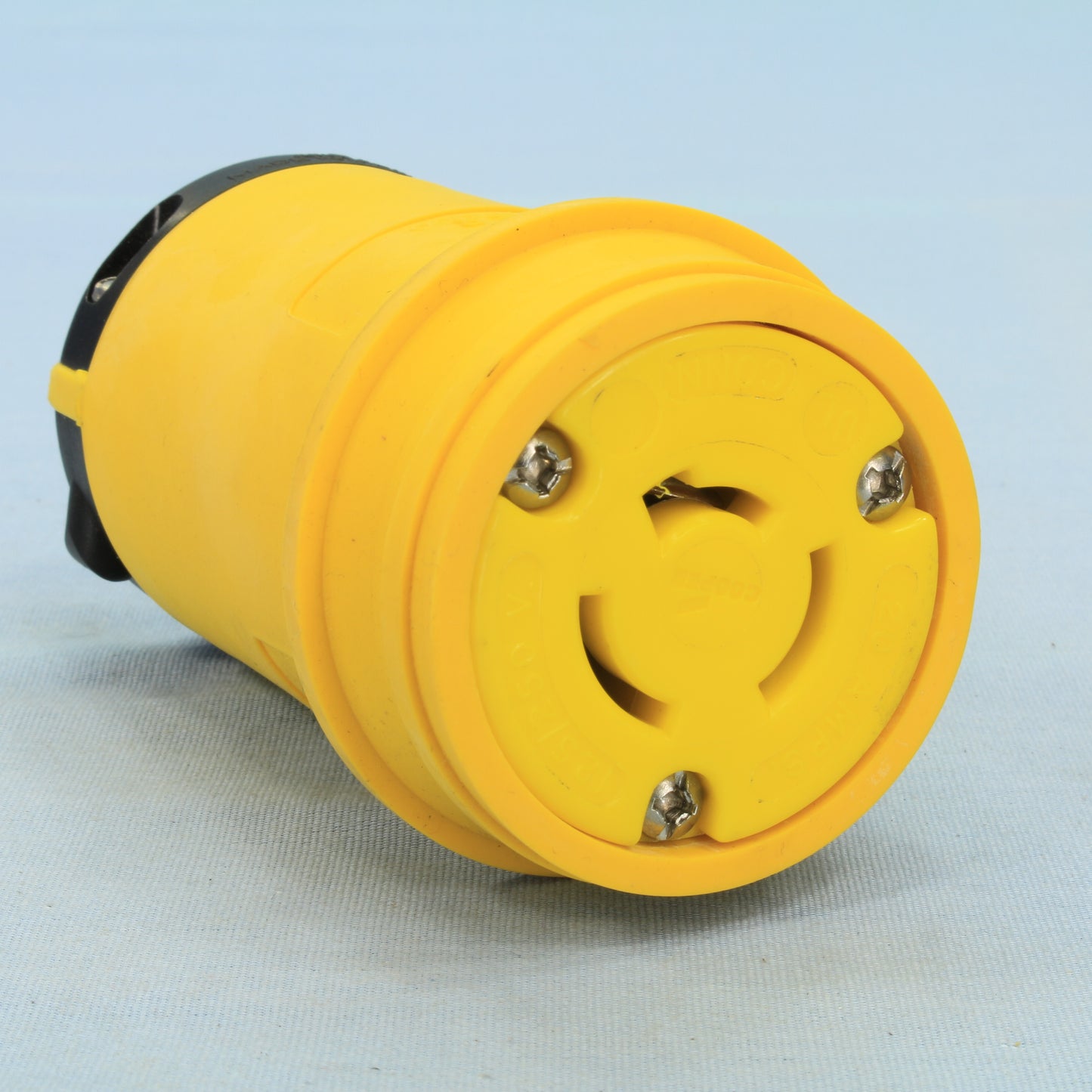 Cooper Yellow Twist Turn Hart-Lock Connector Non-Nema 20A Industrial 7314CY