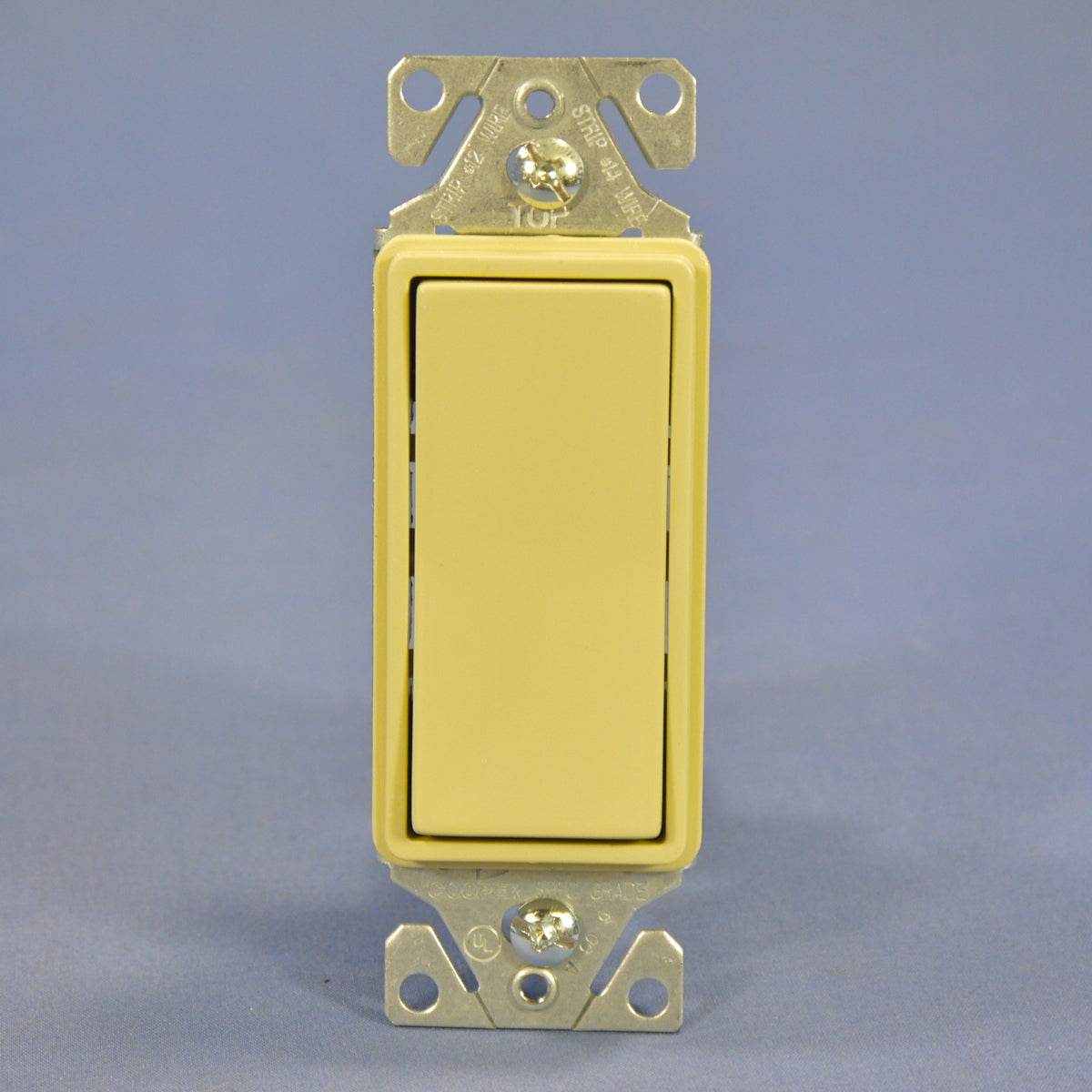 Cooper Ivory Decorator Rocker Light Switch 15A Single Pole 120/277V 7501V