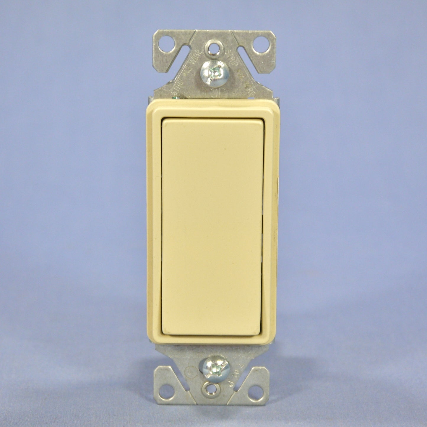 Cooper 7501V Ivory Decorator Rocker Light Switch 15A Single Pole 120/277V Bulk