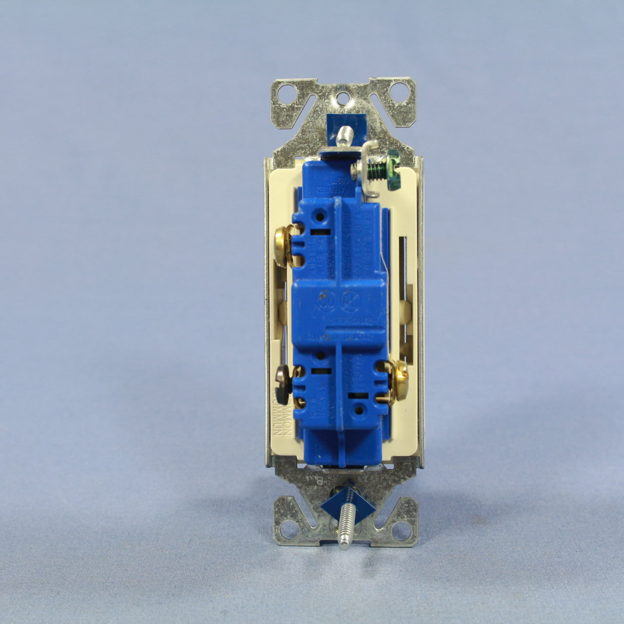 Cooper 7503LA Lt Almond Residential Decorator Rocker Light Switch 3-Way 15A Bulk