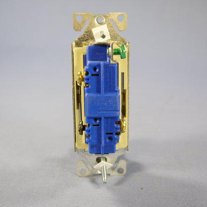 Cooper Ivory Residential 3-Way Decorator Rocker Light Switch 15A 7503V Boxed