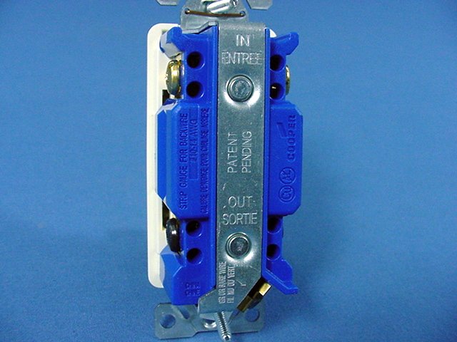 Cooper 7504A Almond Residential 4-Way Decorator Rocker Light Switch Control 15A