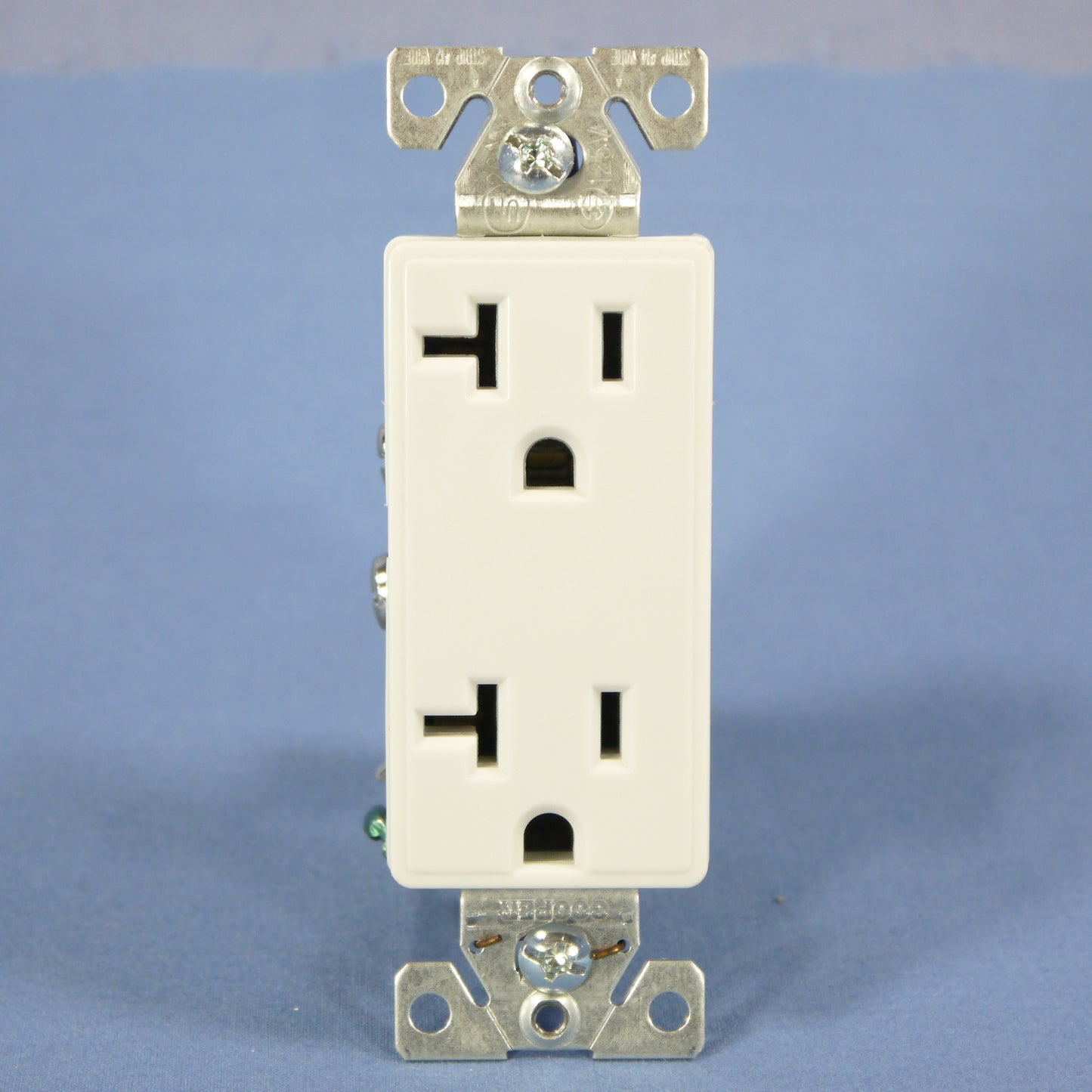 Cooper Aspire White Satin (Pale Gray) Decorator Receptacle Outlet 20A 9510WS