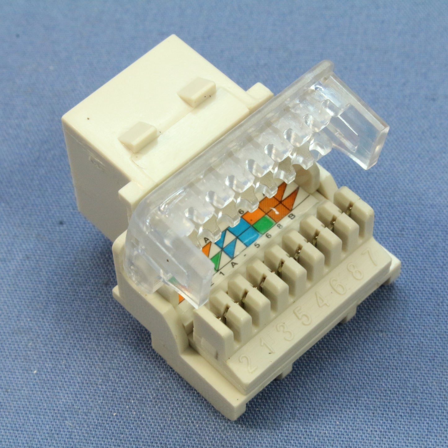 Cooper Aspire Desert Sand RJ12 Cat3 Snap-In Modular Voice Jack 6-Position 9556DS