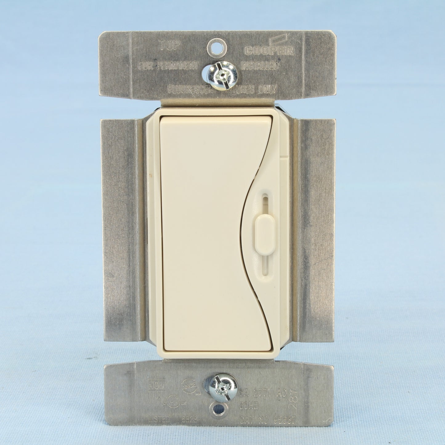 Aspire 95687DS Mark 10 Desert Sand 1-Pole/3way Preset Slide Dimmer 8A 277V Fluor