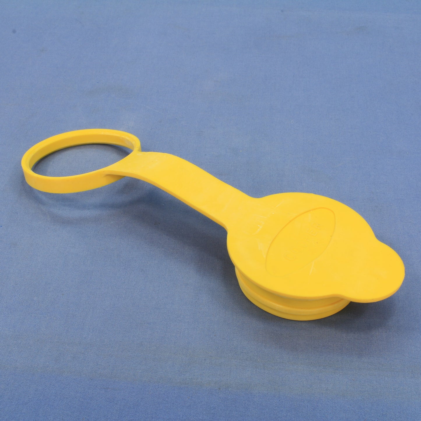 Cooper Yellow Industrial 20A Locking Receptacle Watertight Closure Cap  AH20CW