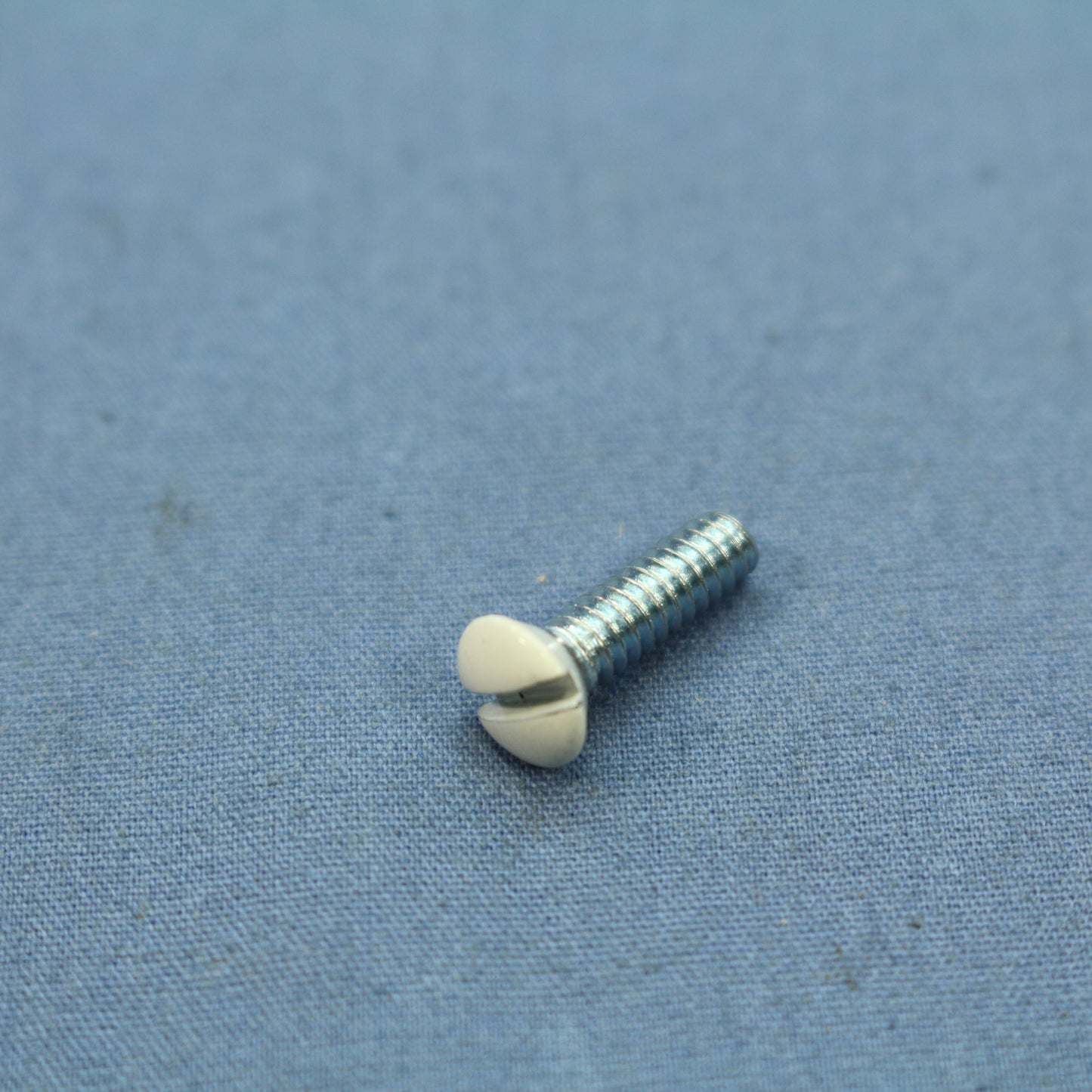 Cooper BP231W White 1/2" Wallplate Switch Cover Screws 6-32 Oval Head 10-Pack