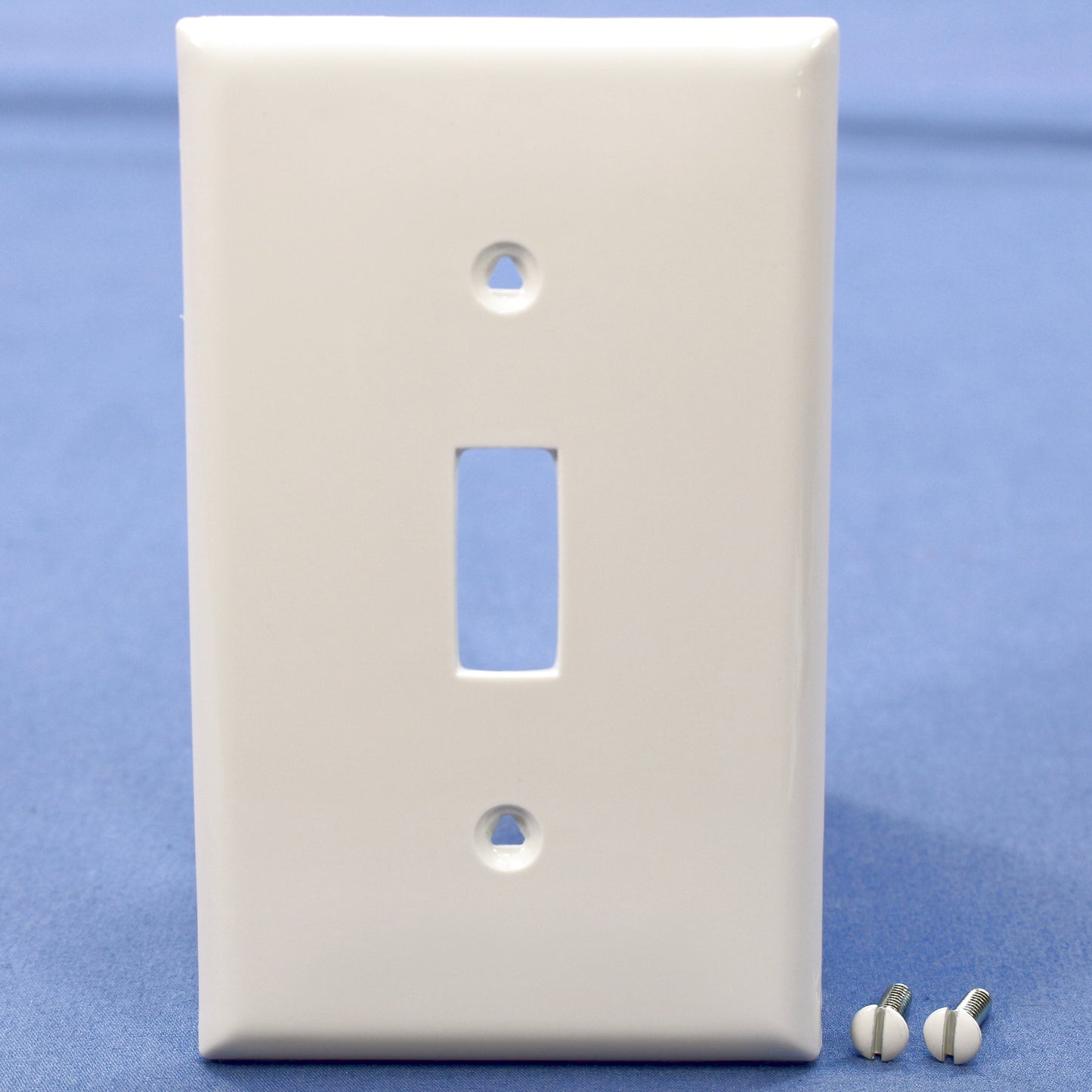 Cooper BP5134W White 1-Gang Toggle Unbreakable Nylon Standard Wallplate Cover