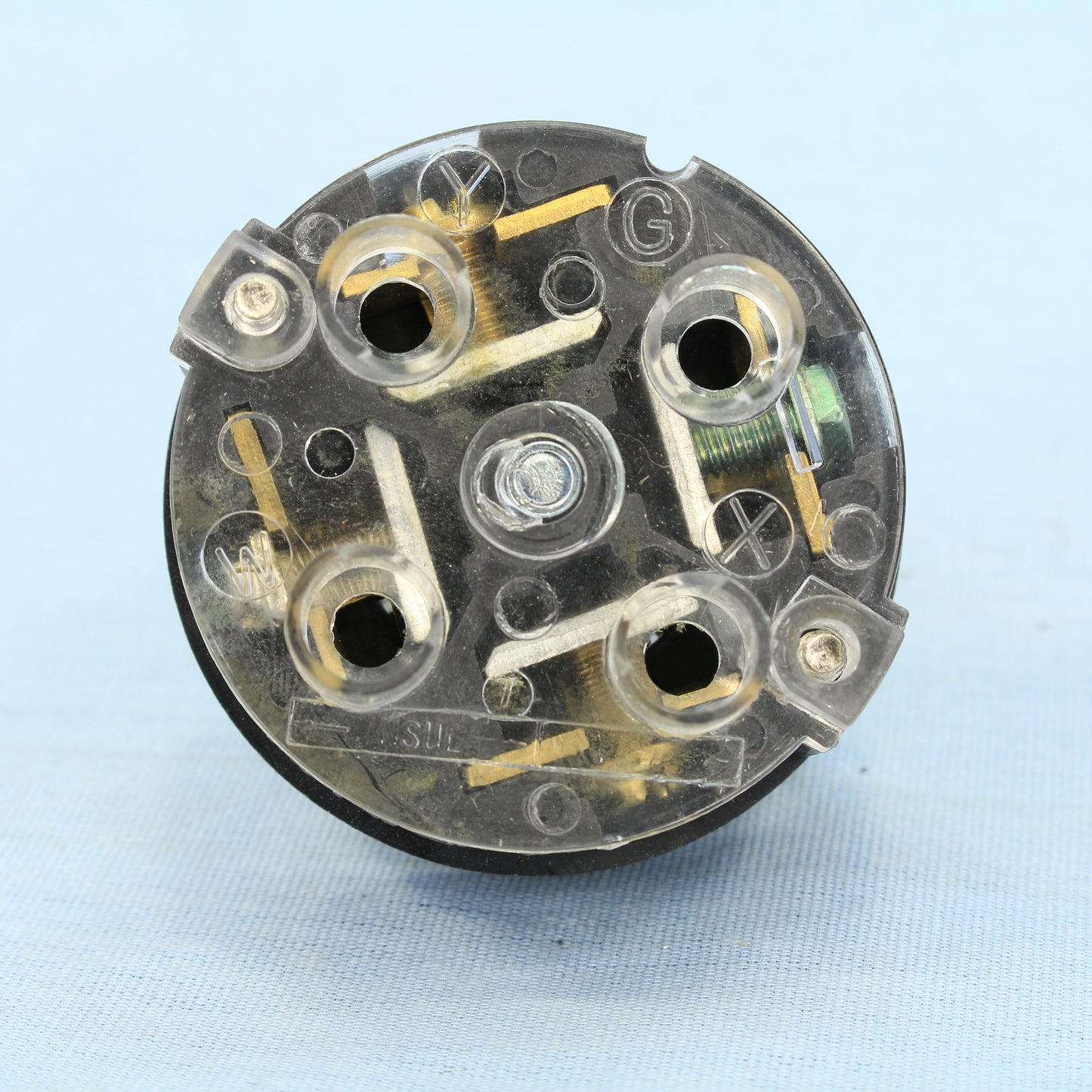 Cooper Wiring Devices Black Locking Plug 20A 125/250V 3-Pole 4-Wire CWL1420BK-BU