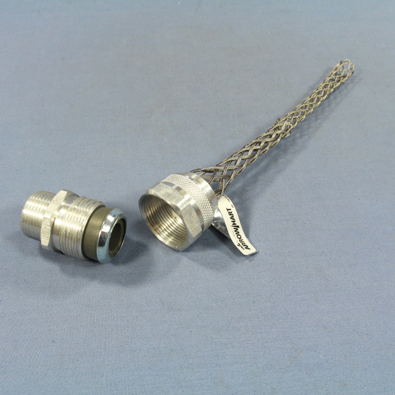 Cooper/Arrow Hart Male Strain Relief Cable Cord Grip 3/4" NPT .50-.625" DC200500