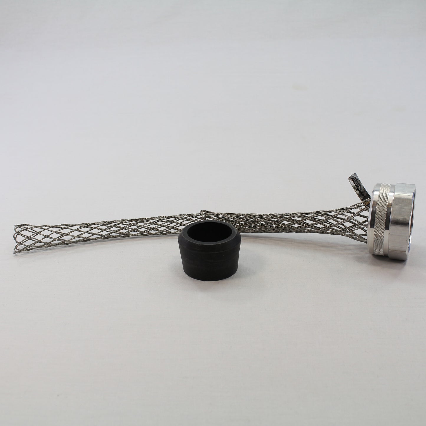 Cooper DC6001562-90 Strain Relief Wire Mesh Cord Grip 2" NPT 90 Degree Male