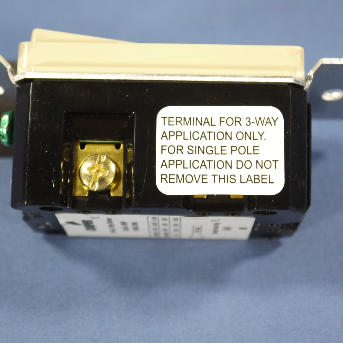 Cooper Ivory Single-Pole & Multi-Way Decorator Slide Dimmer 600W 120V DI06P-V-K