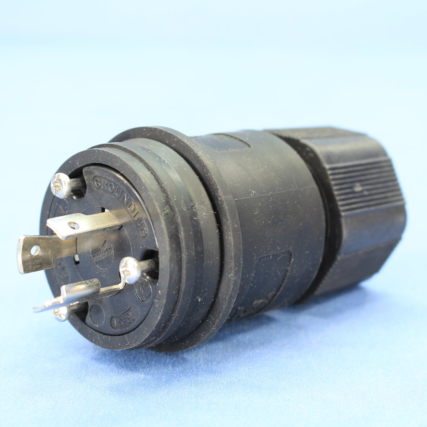 Cooper Black Watertight Locking Plug Nema L5-20P 20A 125V 2-Pole 3-Wire L520PWBK