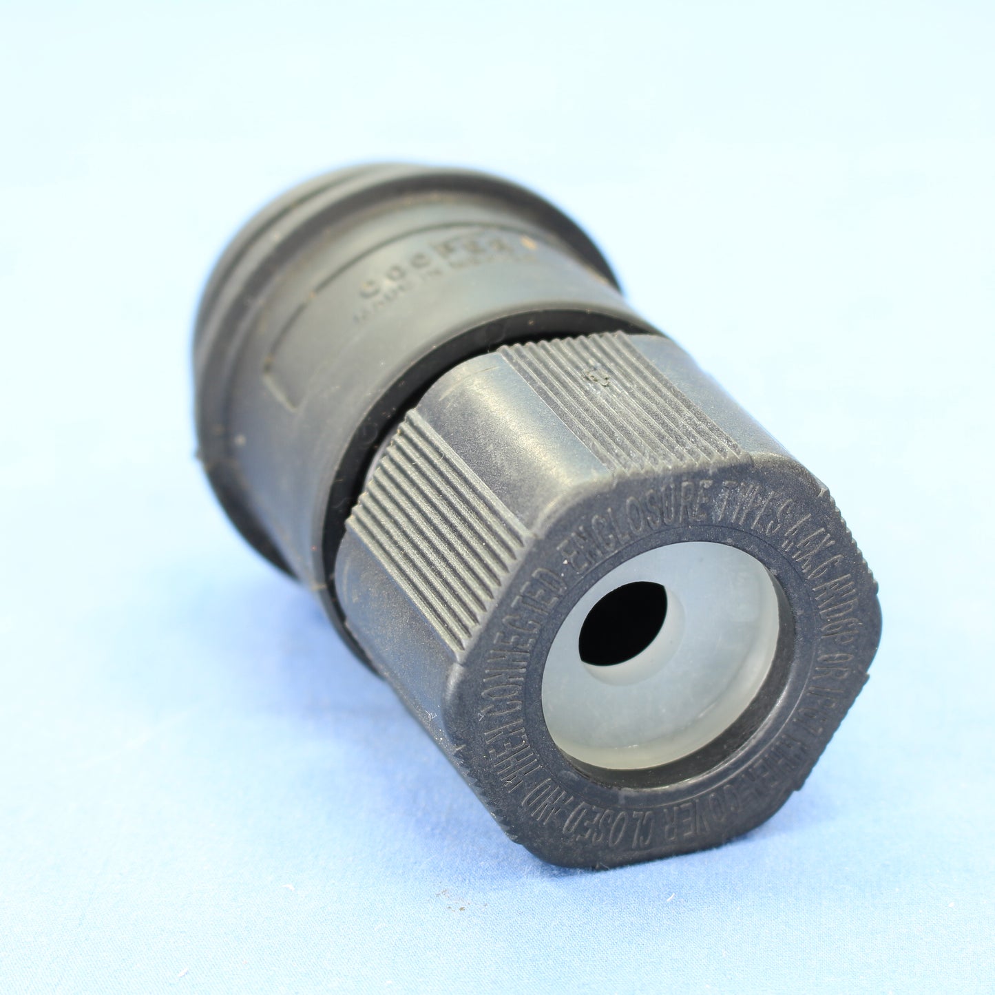 Cooper Black Watertight Locking Plug Nema L6-20P Grounding 20A 250V 2P3W L620PW