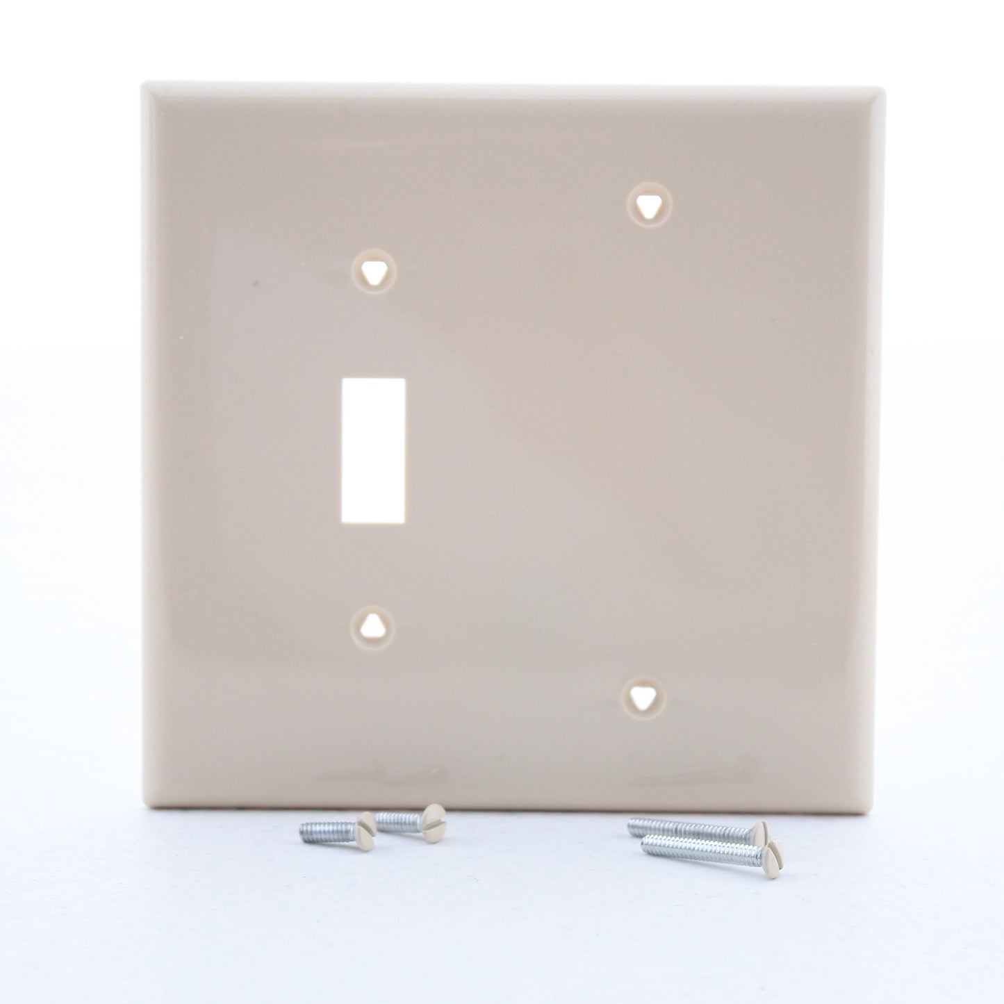 Cooper PJ113V Ivory 2-Gang Blank Toggle Switch Mid-Size Unbreakable Wallplate