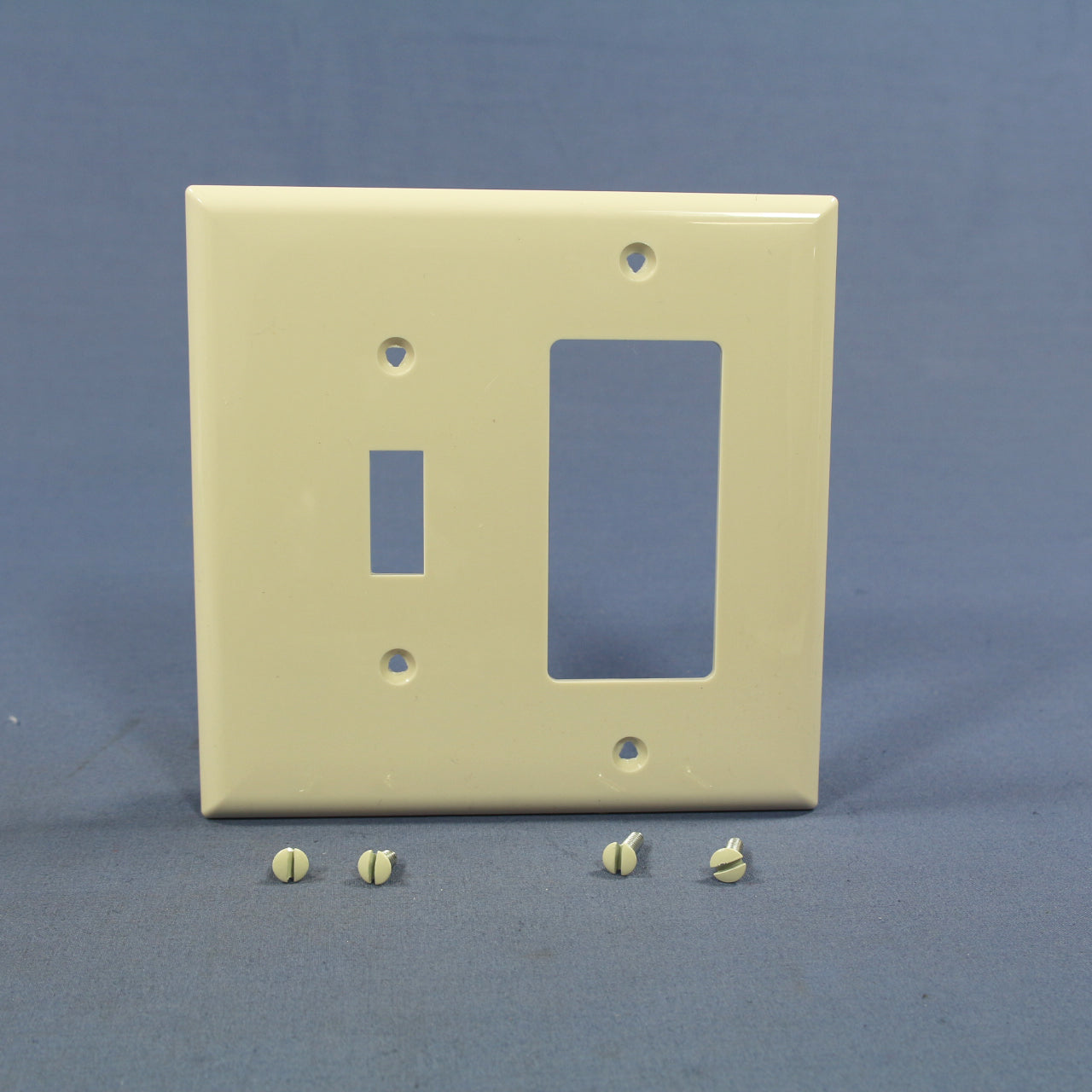 Cooper Mid-Size Lt Almond Nylon Toggle Switch Decorator Outlet Wallplate PJ126LA