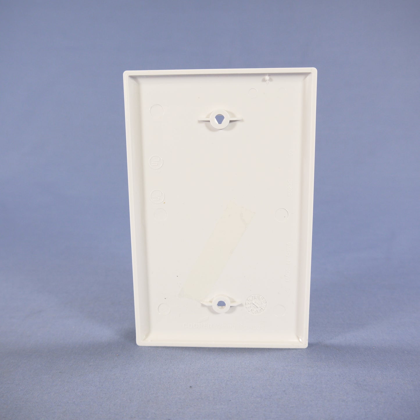 Cooper PJ13W White 1-Gang Blank Unbreakable Midsize Wallplate Box Mount 2pcs