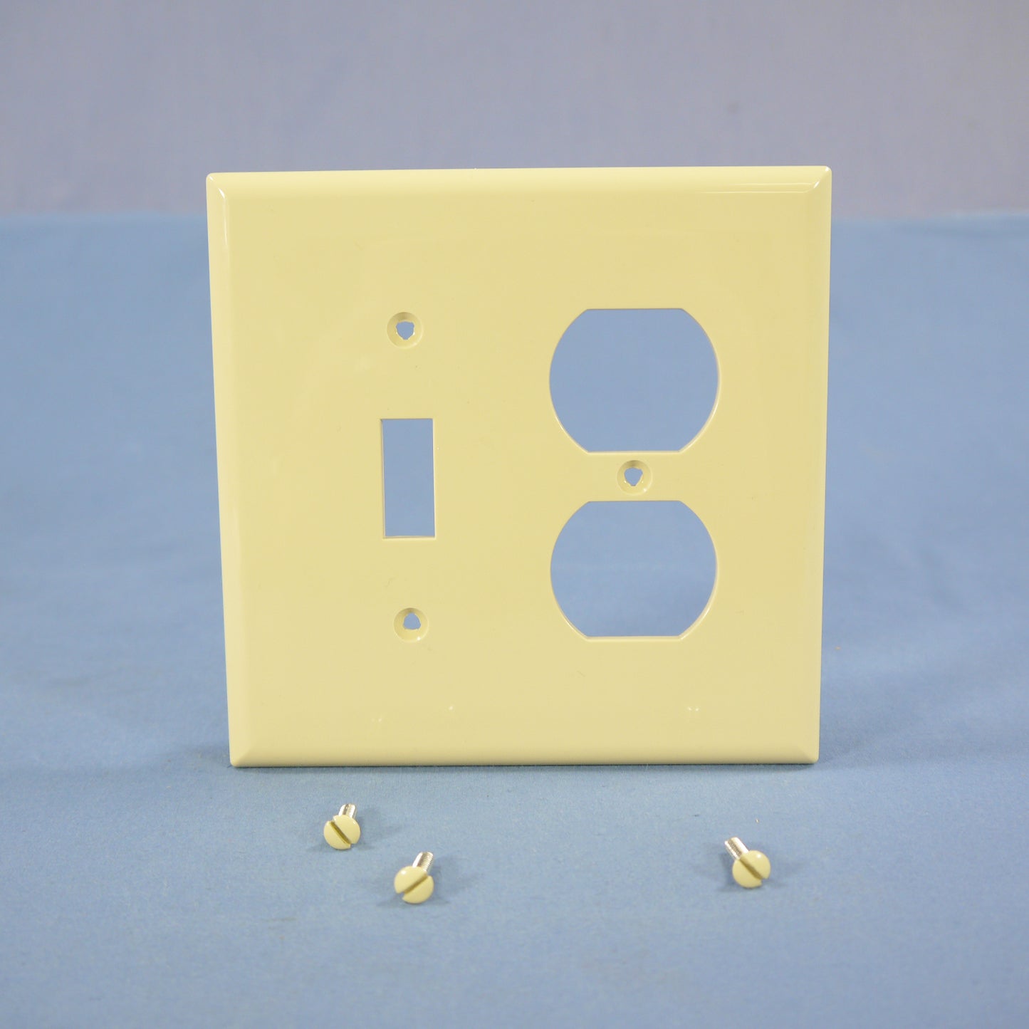 Cooper PJ18V Ivory 2-Gang Toggle Switch Duplex Outlet Mid-Size Nylon Wallplate