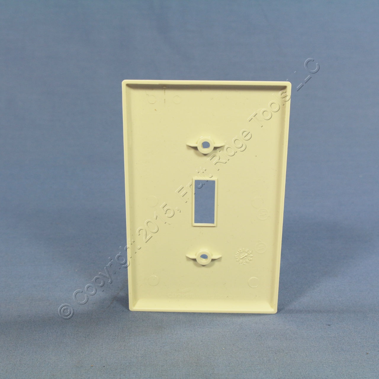 Cooper PJ1LA Lt Almond 1-Gang Toggle Unbreakable Mid-Size Wallplate Cover 3pcs