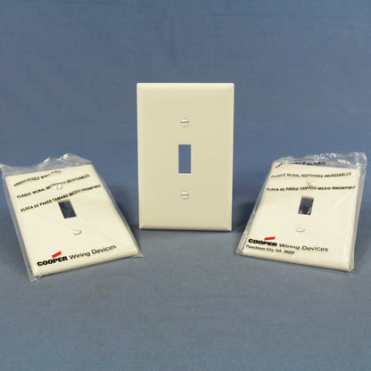 Cooper PJ1W White 1-Gang Toggle Unbreakable Nylon Mid-Size Wallplate Cover 3pcs