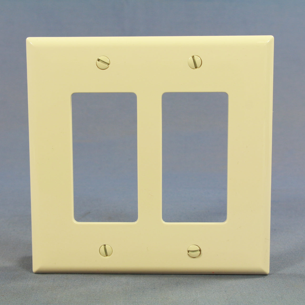 Cooper PJ262LA Light Almond 2-Gang Decorator GFCI Mid-Size Wallplate Cover 20pcs