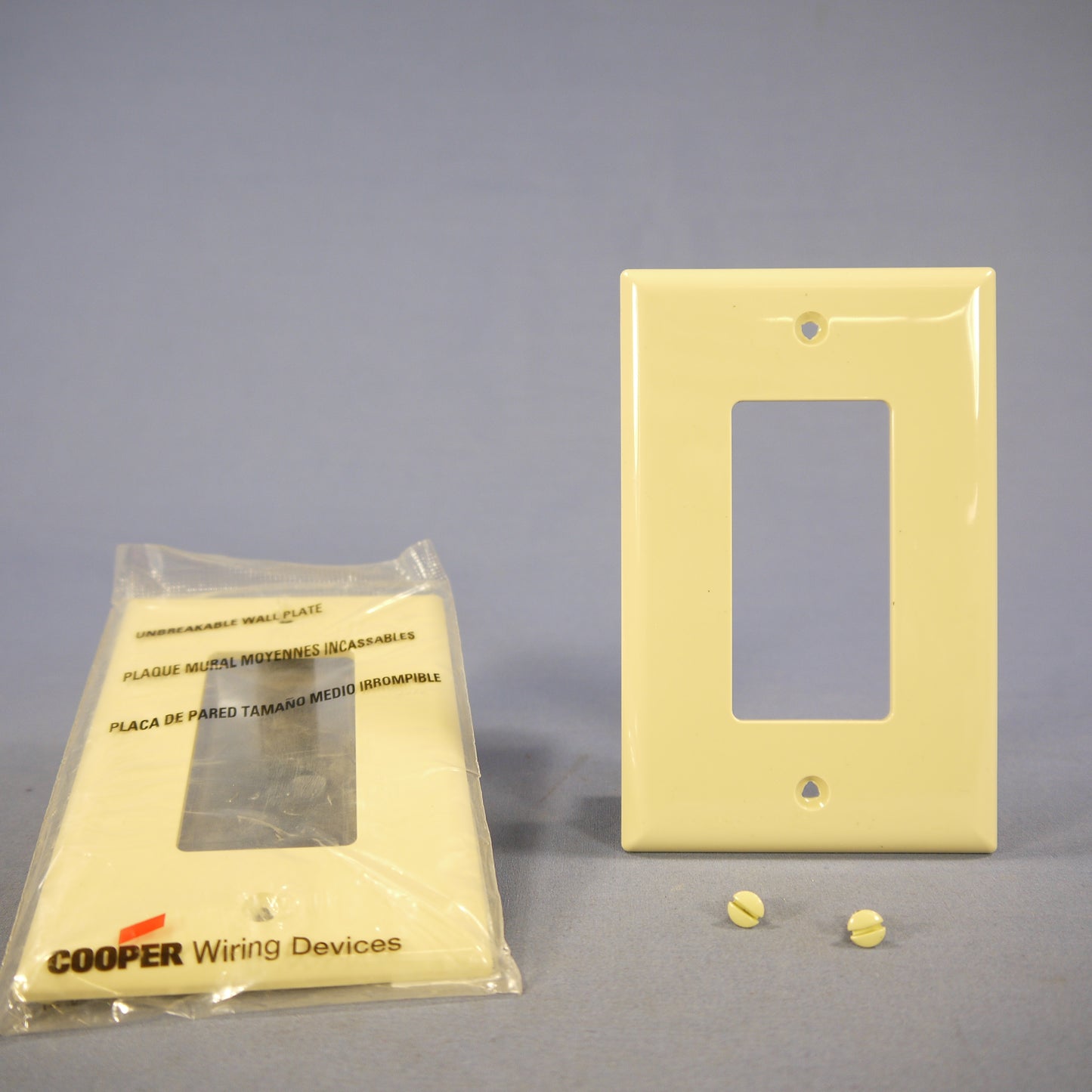 Cooper PJ26 Ivory 1-Gang Decorator GFCI Nylon Mid-Size Wallplate Cover 2-pack