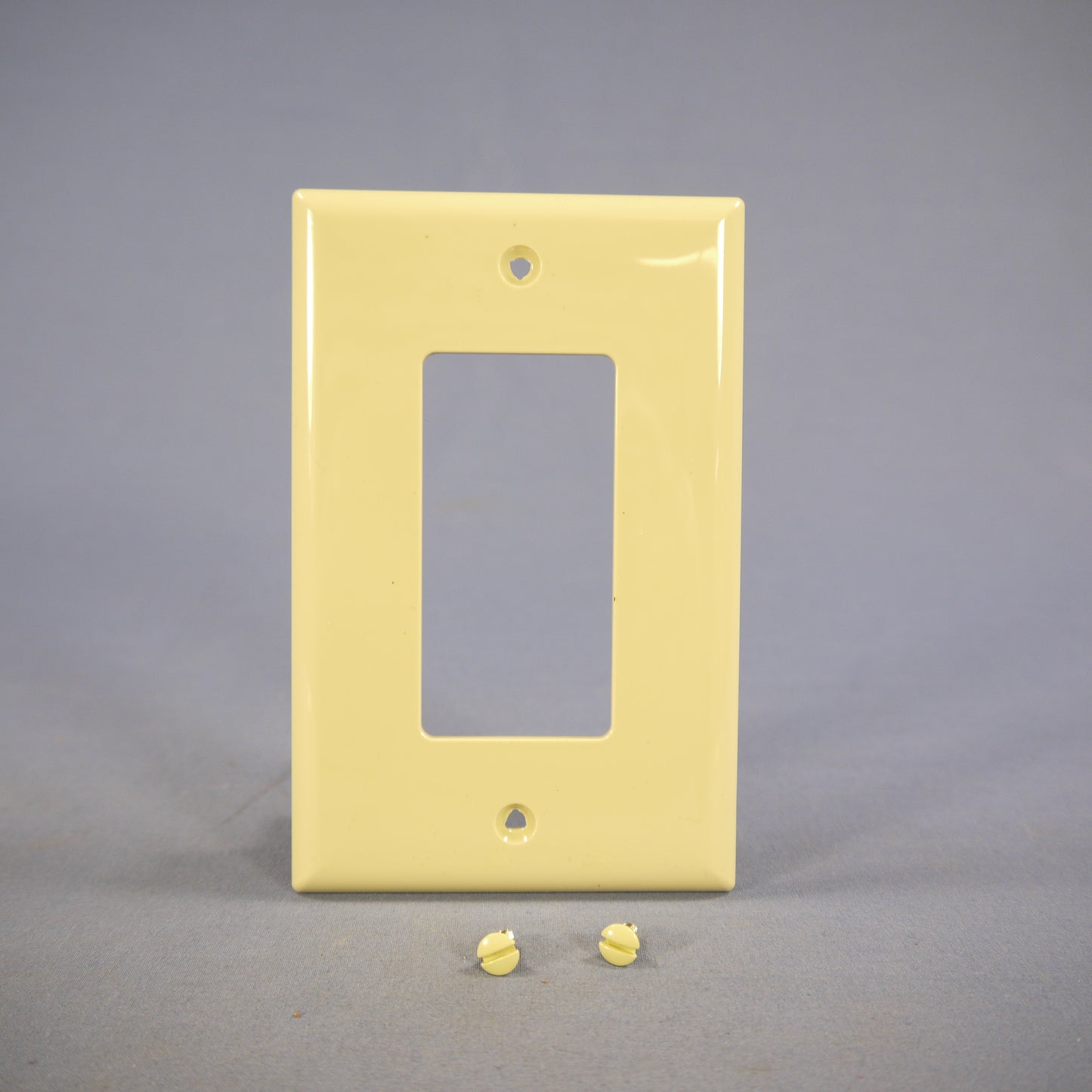 Cooper PJ26 Ivory 1-Gang Decorator GFCI Nylon Mid-Size Wallplate Cover 2-pack