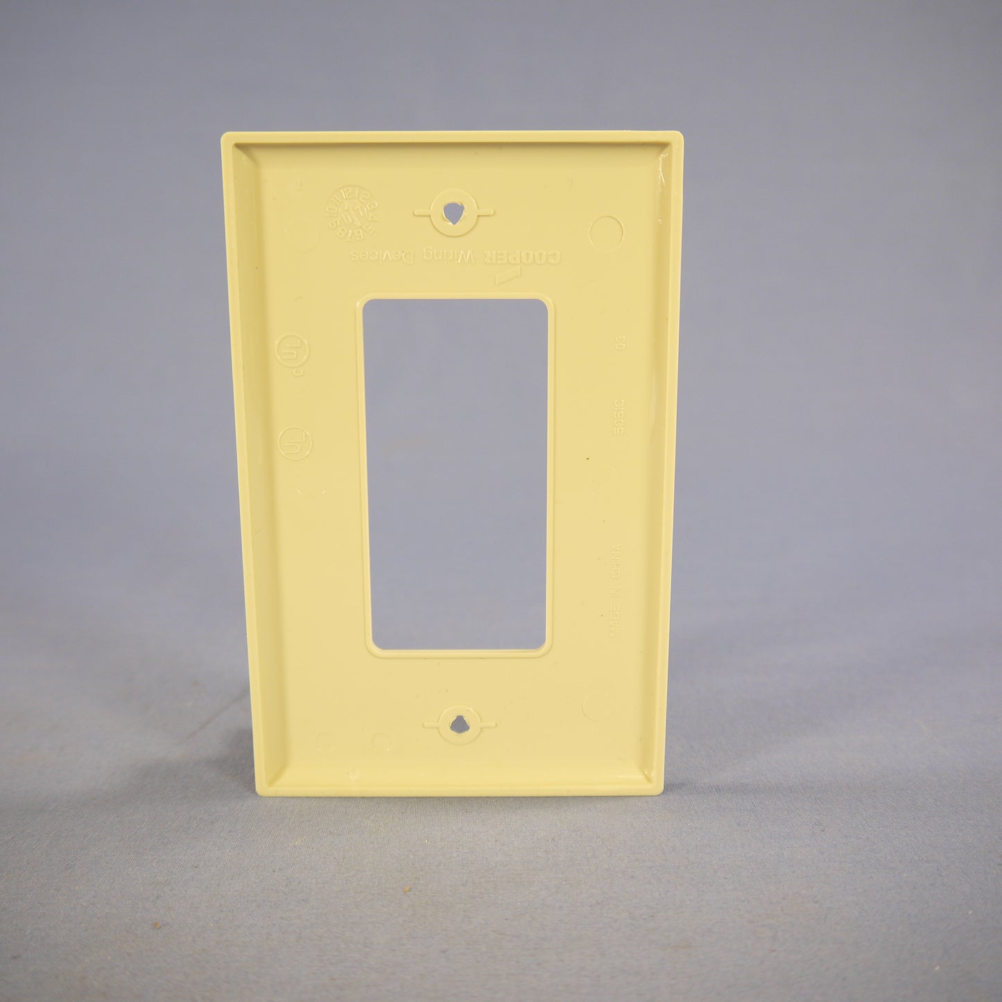 Cooper PJ26 Ivory 1-Gang Decorator GFCI Nylon Mid-Size Wallplate Cover 2-pack