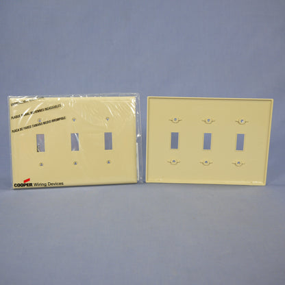 Cooper PJ3V Ivory 3-Gang Toggle Unbreakable Nylon Mid-Size Wallplate Cover 15pcs