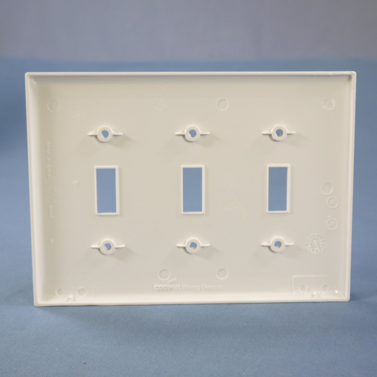 Cooper PJ3W White 3-Gang Toggle Switch Unbreakable Mid-Size Wallplate Cover