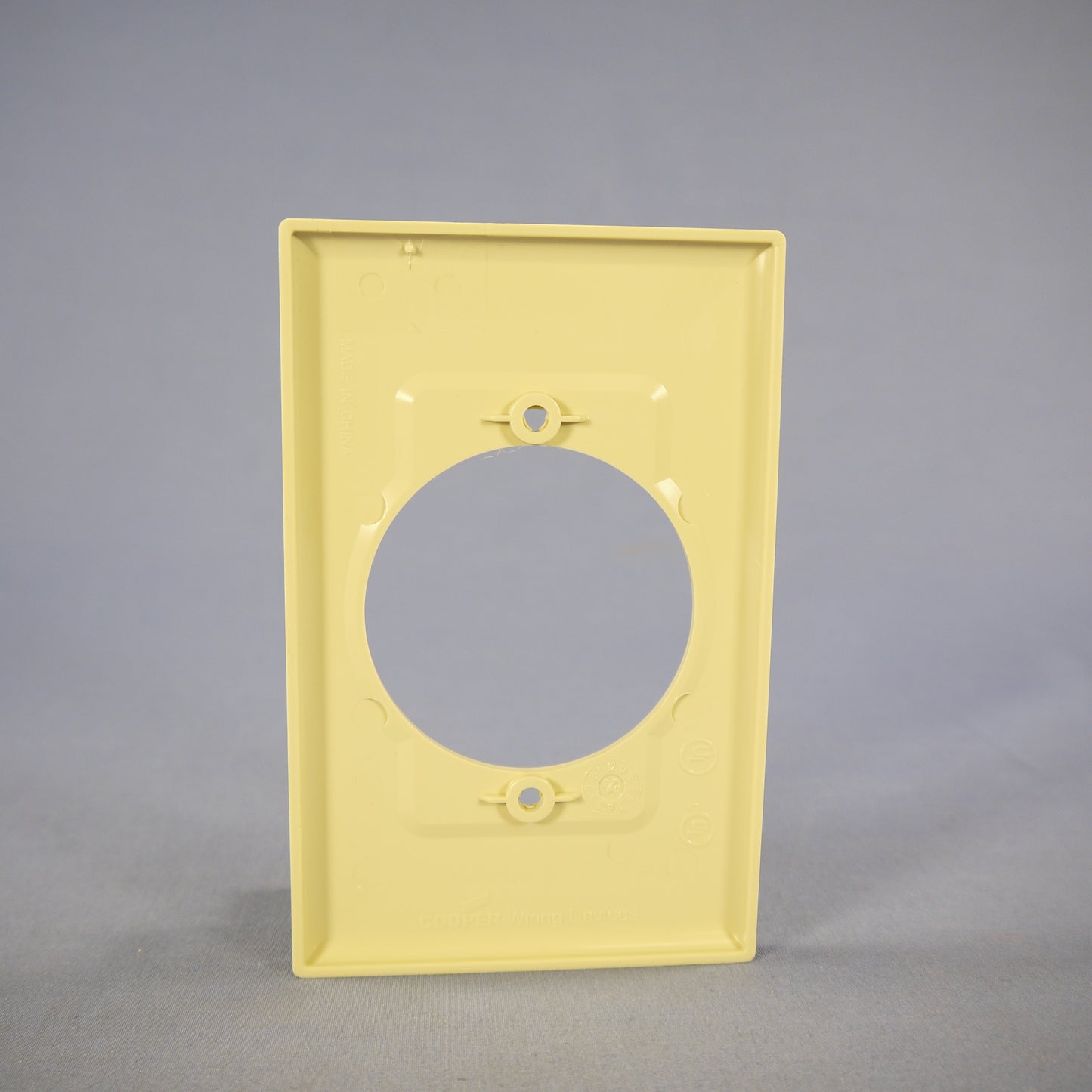Cooper PJ724V Ivory 1-Gang 2.15" Outlet 30/50A Mid-Size Nylon Wallplate Cover
