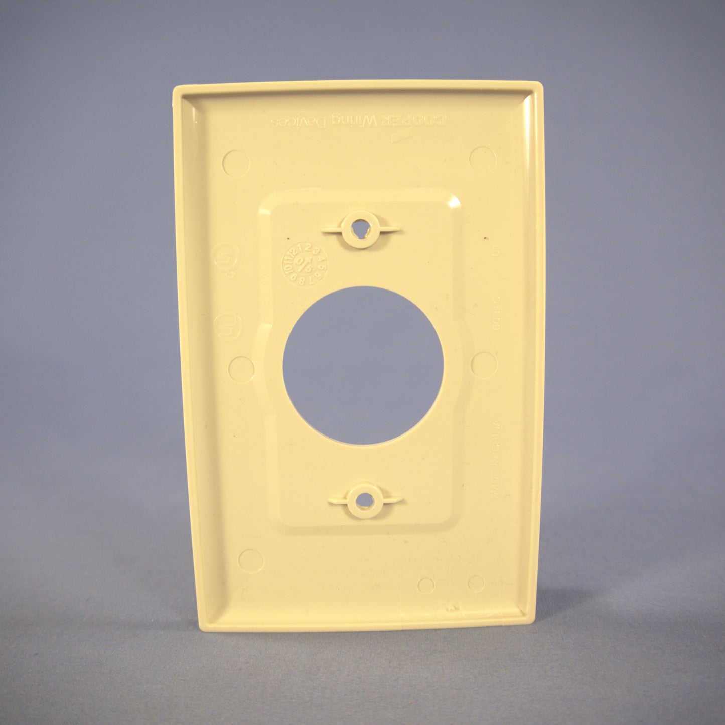 Cooper PJ7V Ivory 1-Gang 1.406" Outlet Unbreakable Mid-Size Wallplate Cover 2pc