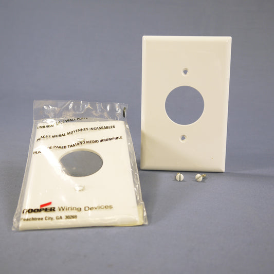 Cooper PJ7W White 1-Gang 1.406" Mid-Size Receptacle Nylon Wallplates Covers 2pcs