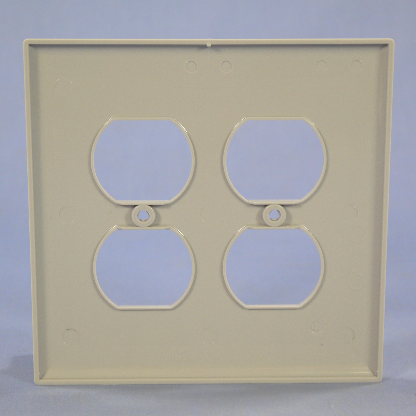 Cooper PJ82GY Gray 2-Gang Duplex Outlet Unbreakable Nylon Mid-Size Wallplate