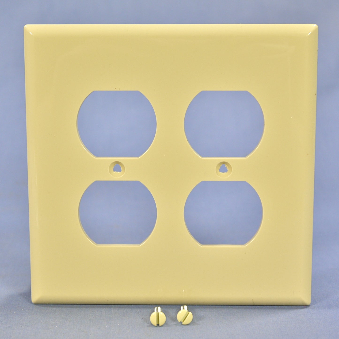 Cooper PJ82V Ivory 2-Gang Duplex Outlet Unbreakable Nylon Mid-Size Wallplate
