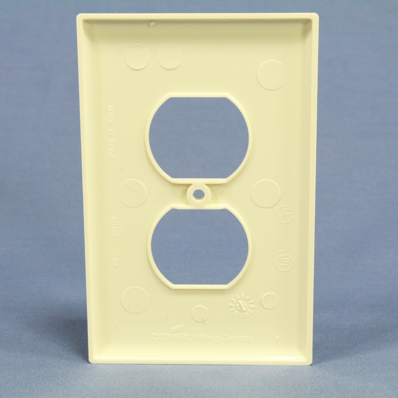 Cooper PJ8A Almond 1-Gang Duplex Unbreakable Nylon Mid-Size Wallplate Cover 25pc