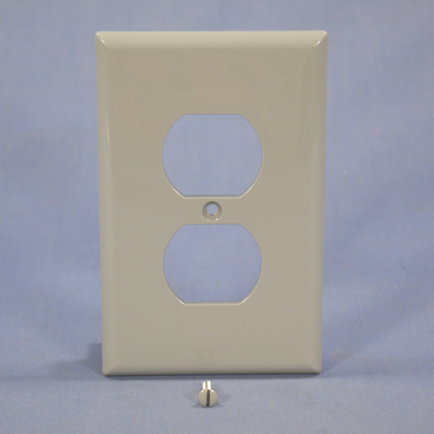 Cooper PJ8GY Gray 1-Gang Duplex Outlet Unbreakable Nylon Mid-Size Wallplate