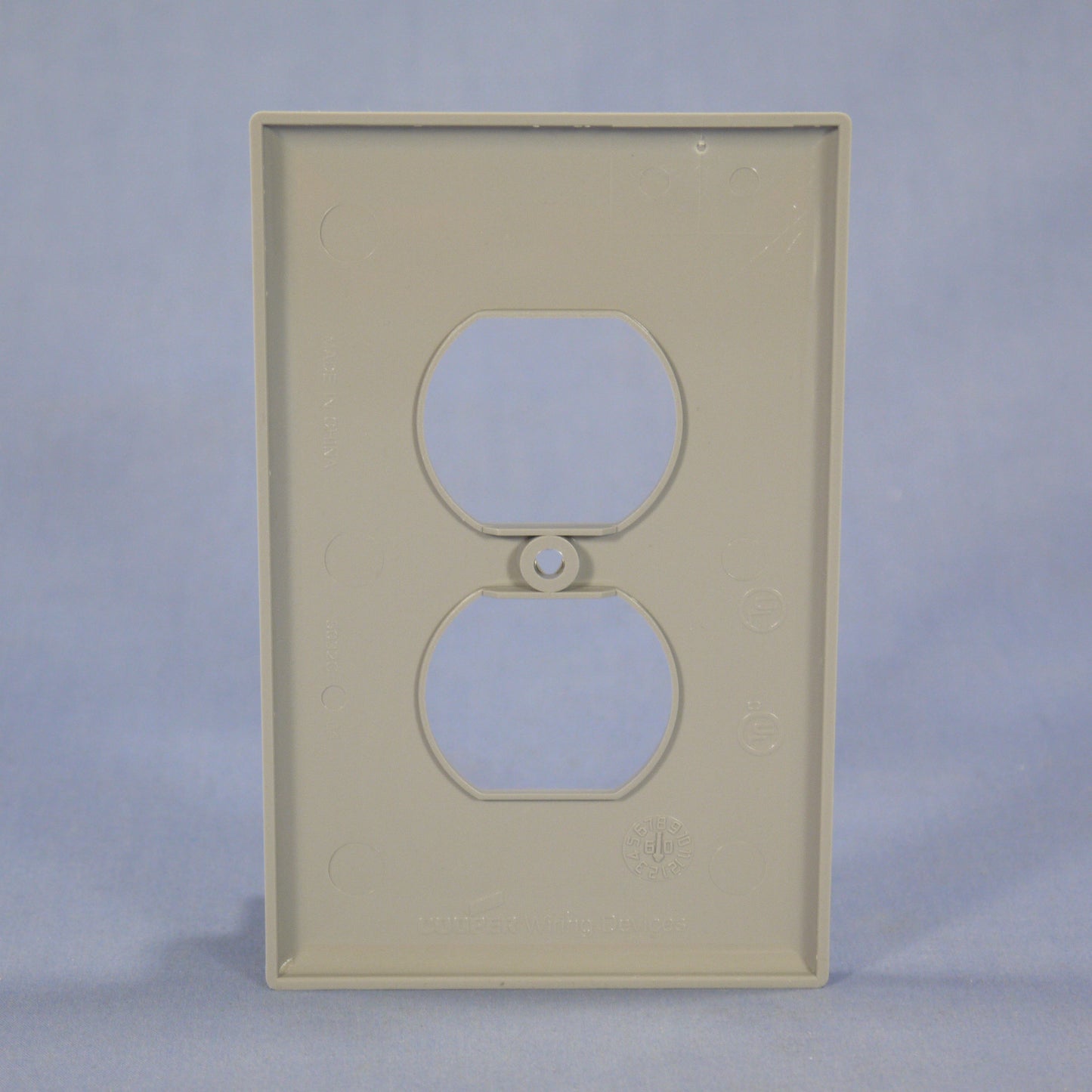 Cooper PJ8GY Gray 1-Gang Duplex Outlet Unbreakable Nylon Mid-Size Wallplate